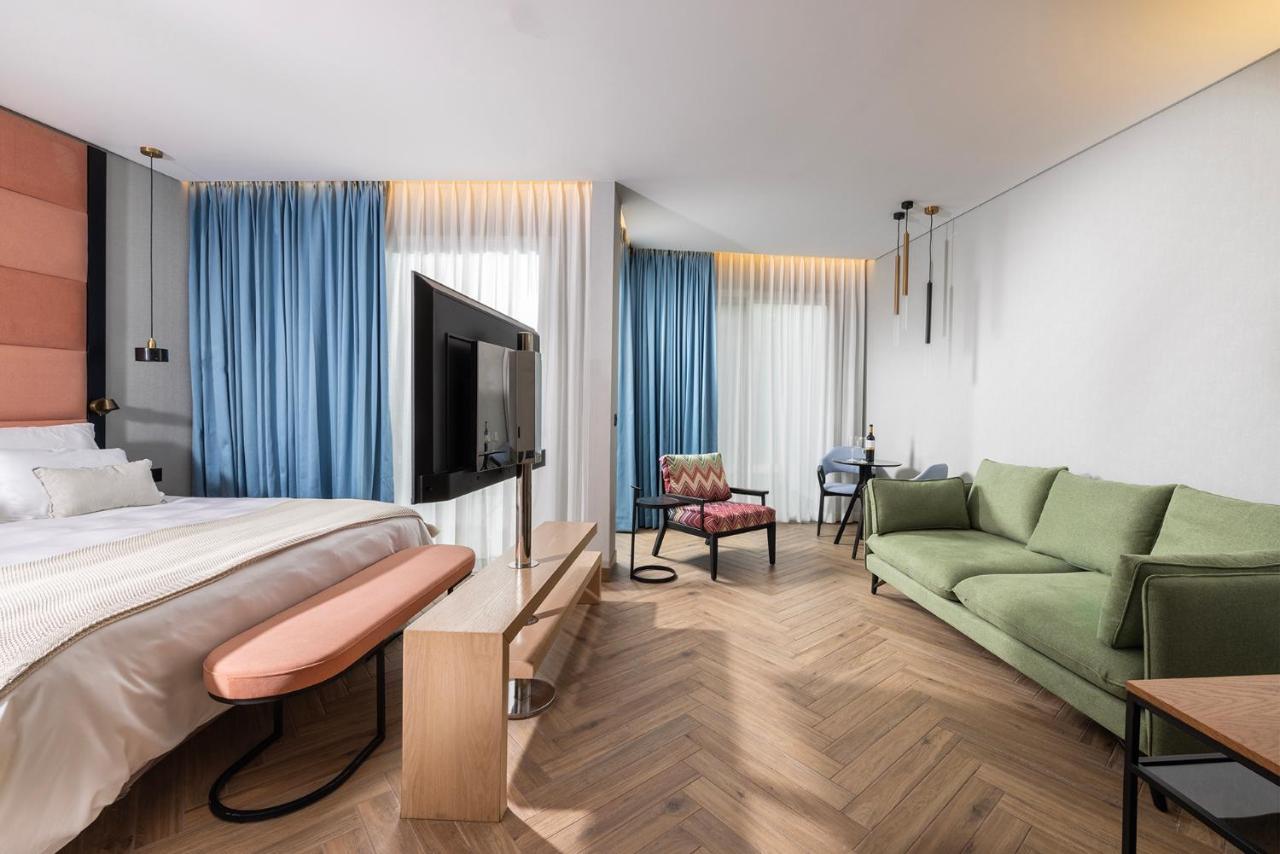Almond Hotel - Adults Only Neve Ilan Eksteriør billede