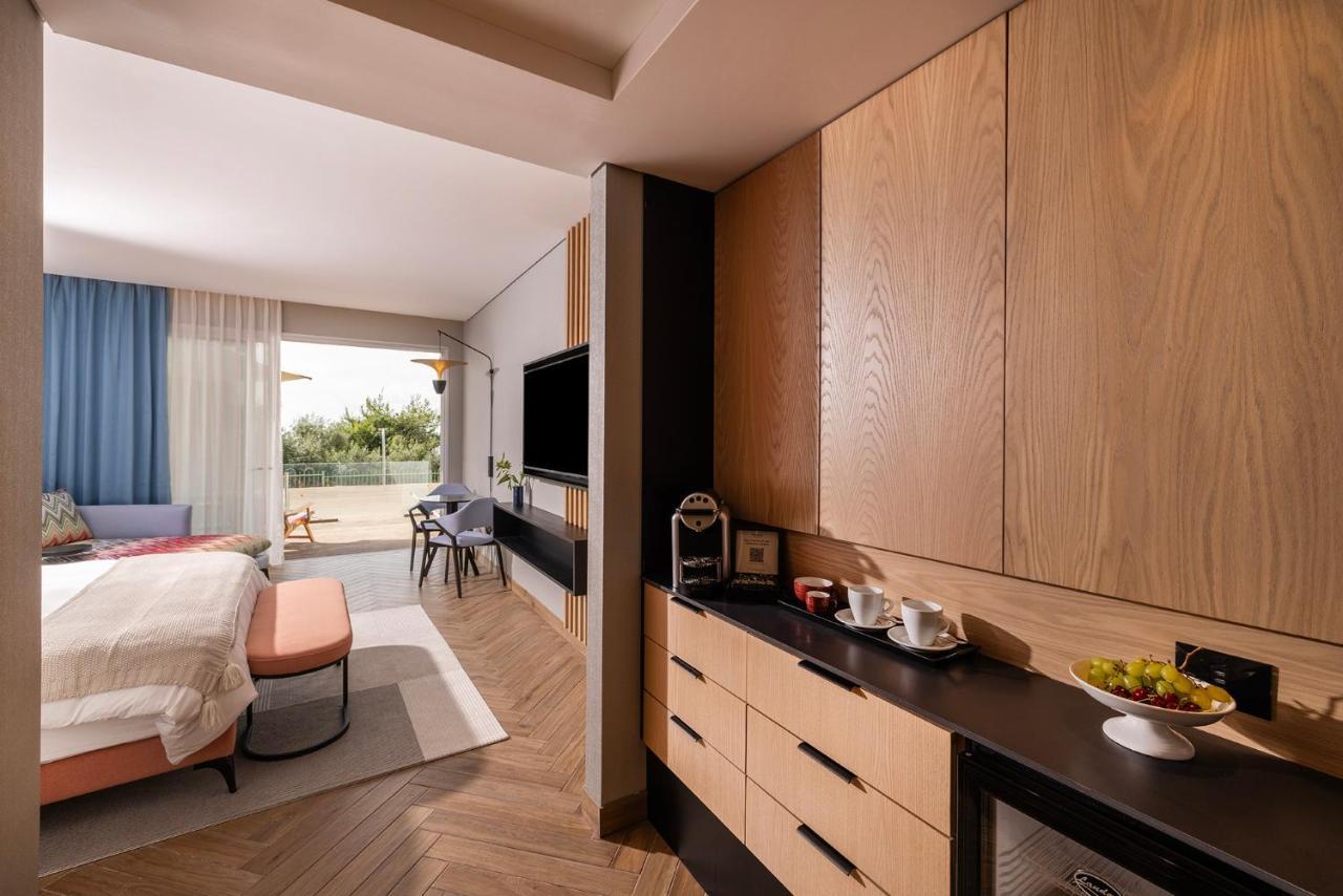 Almond Hotel - Adults Only Neve Ilan Eksteriør billede
