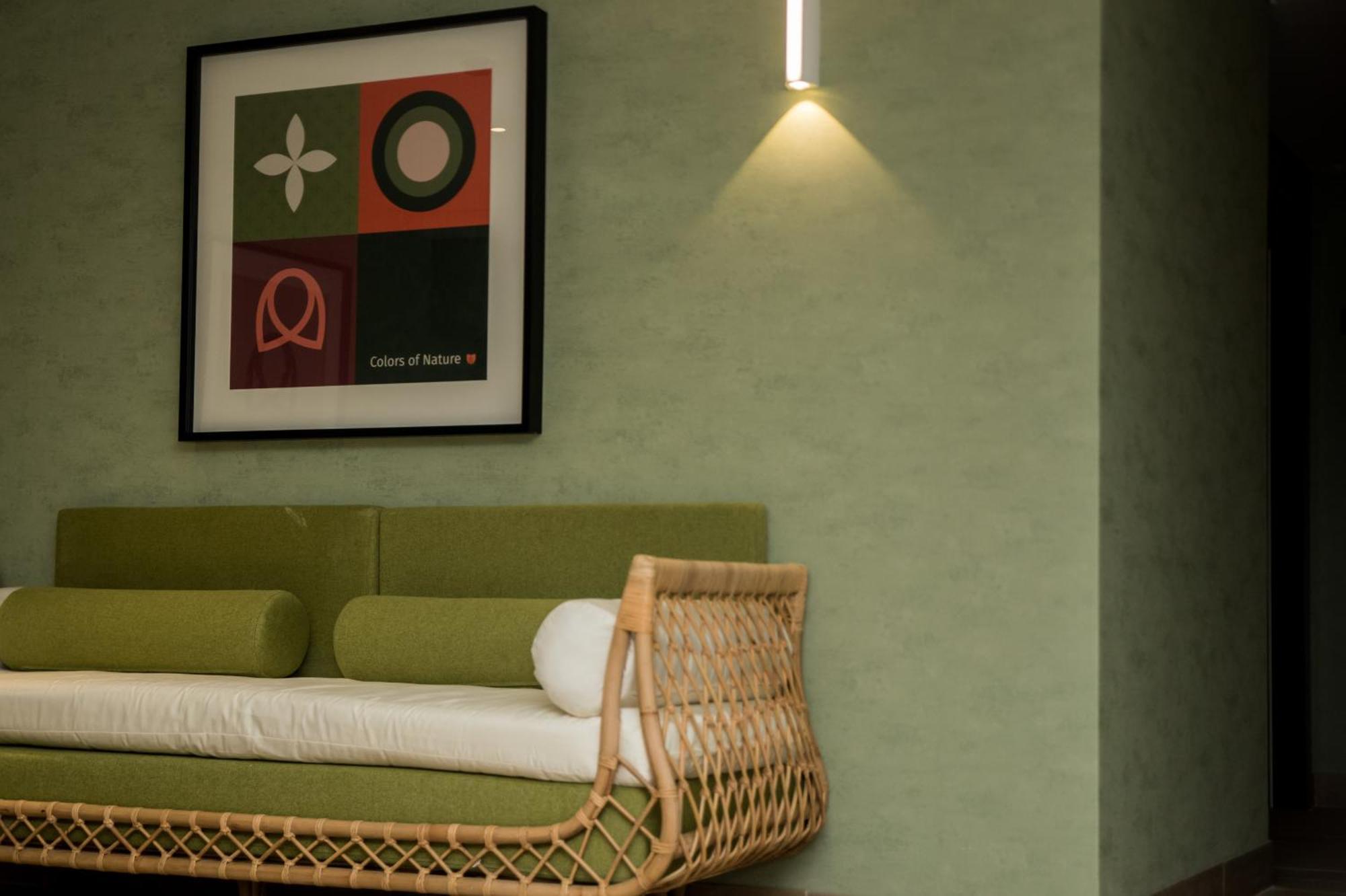 Almond Hotel - Adults Only Neve Ilan Eksteriør billede